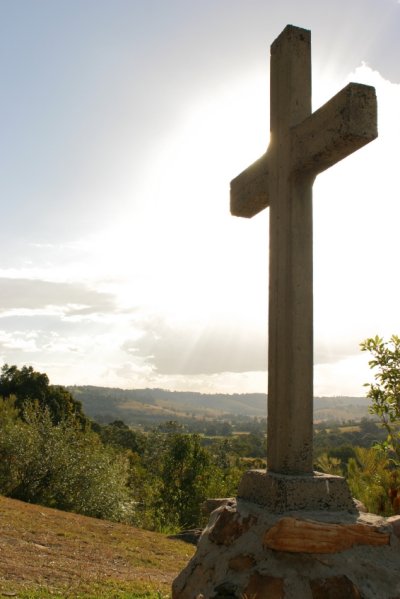 glowingcross_red